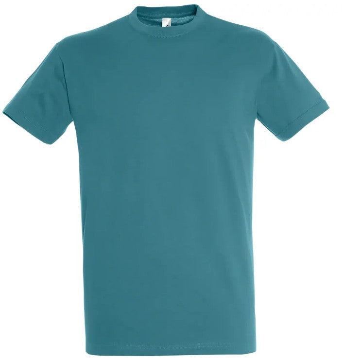 T-shirt couleur Bleu Canard personnalisé avec broderie sur mesure. Créez une pièce unique à votre image grâce à notre savoir-faire artisanal et nos finitions de qualité.