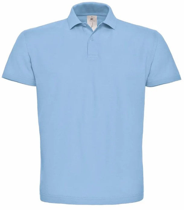 Polo couleur Ciel personnalisé avec broderie sur mesure. Créez une pièce unique à votre image grâce à notre savoir-faire artisanal et nos finitions de qualité.
