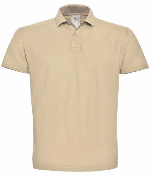 Polo couleur Sable personnalisé avec broderie sur mesure. Créez une pièce unique à votre image grâce à notre savoir-faire artisanal et nos finitions de qualité.
