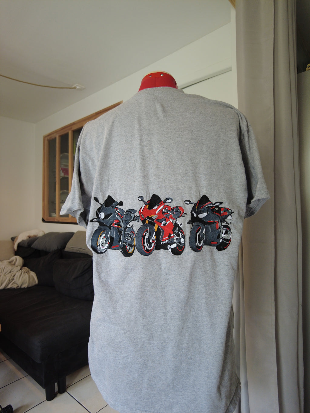 T-shirt Artistique