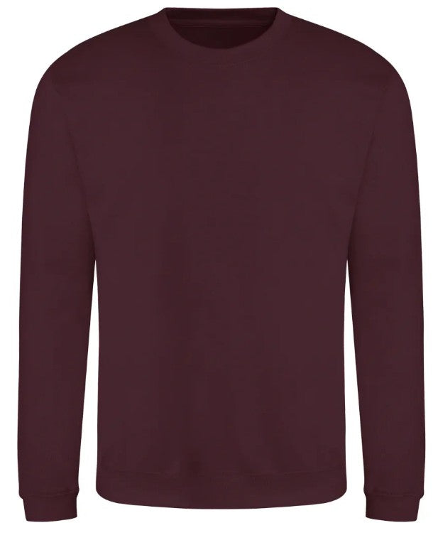 Pull couleur Burgundy personnalisé avec broderie sur mesure. Créez une pièce unique à votre image grâce à notre savoir-faire artisanal et nos finitions de qualité.